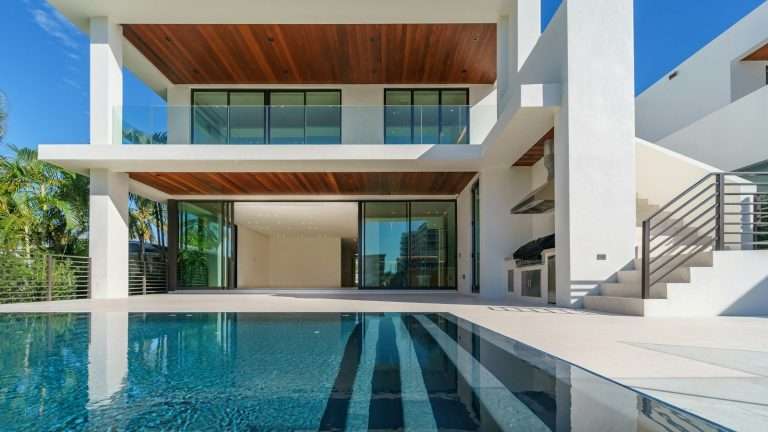 Luxury Florida home with pool